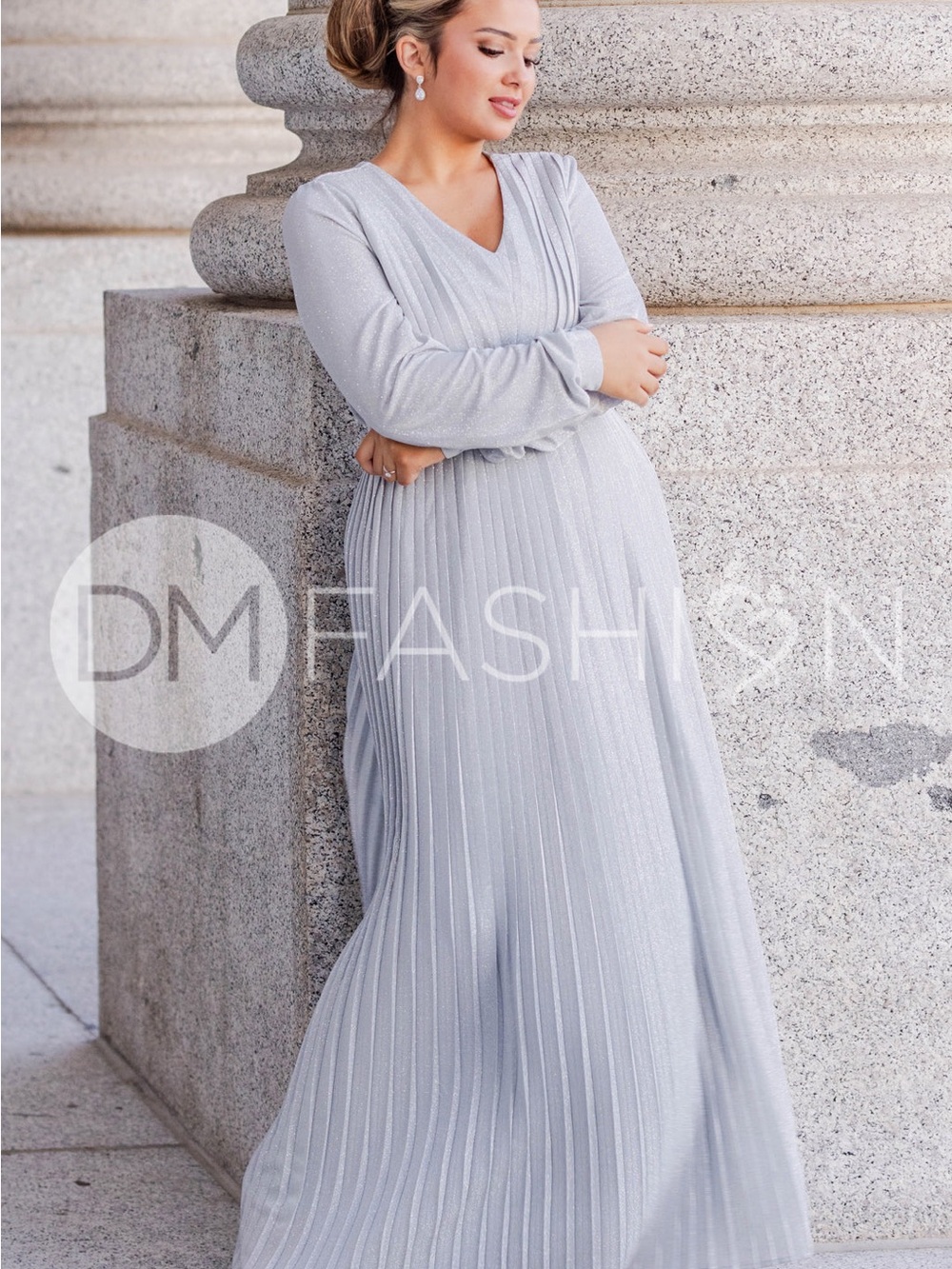 DM Fashion Tiana Silver Pleated Metallic Gown Size M NWOT